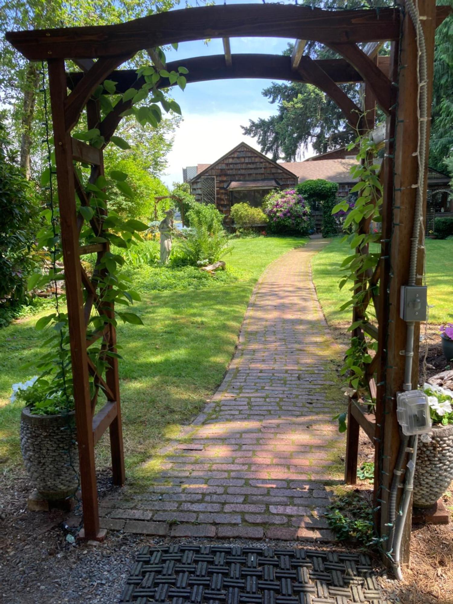 Cottage Lake Bed And Breakfast วูดินวิลล์ ภายนอก รูปภาพ